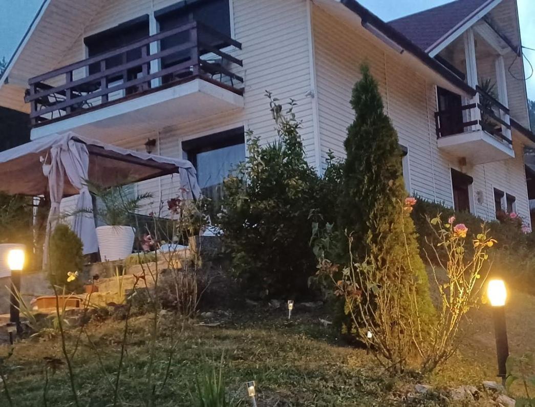 Casa Irina Villa Piatra Neamţ Buitenkant foto